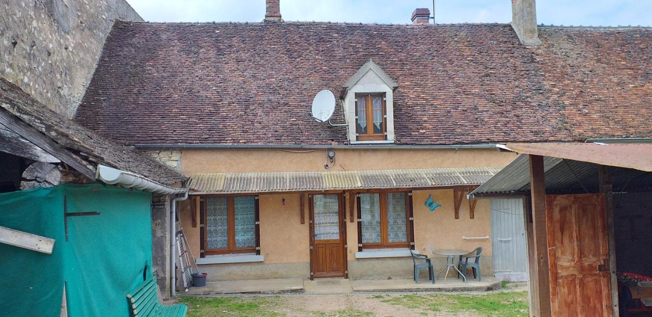 Villa Maison Pour Nombreuses Personnes Pousseaux Exterior foto